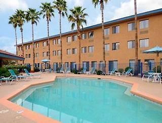 Days Inn Mesa Country Club Bagian luar foto